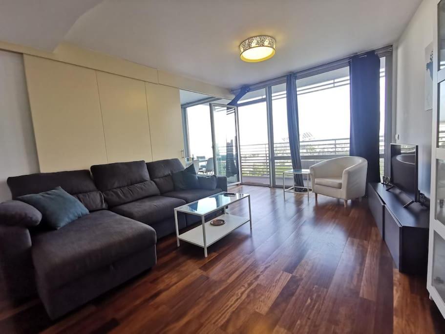 Ferienwohnung Ral48 Sant Adria de Besos Exterior foto